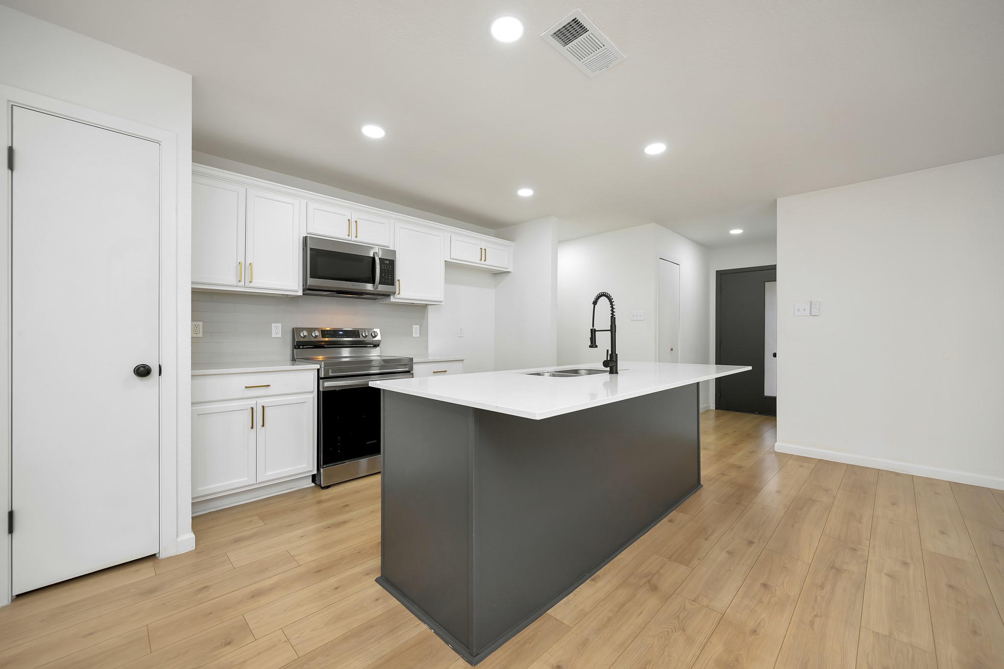 9415 Timberbluff Road Dallas TX 75249
