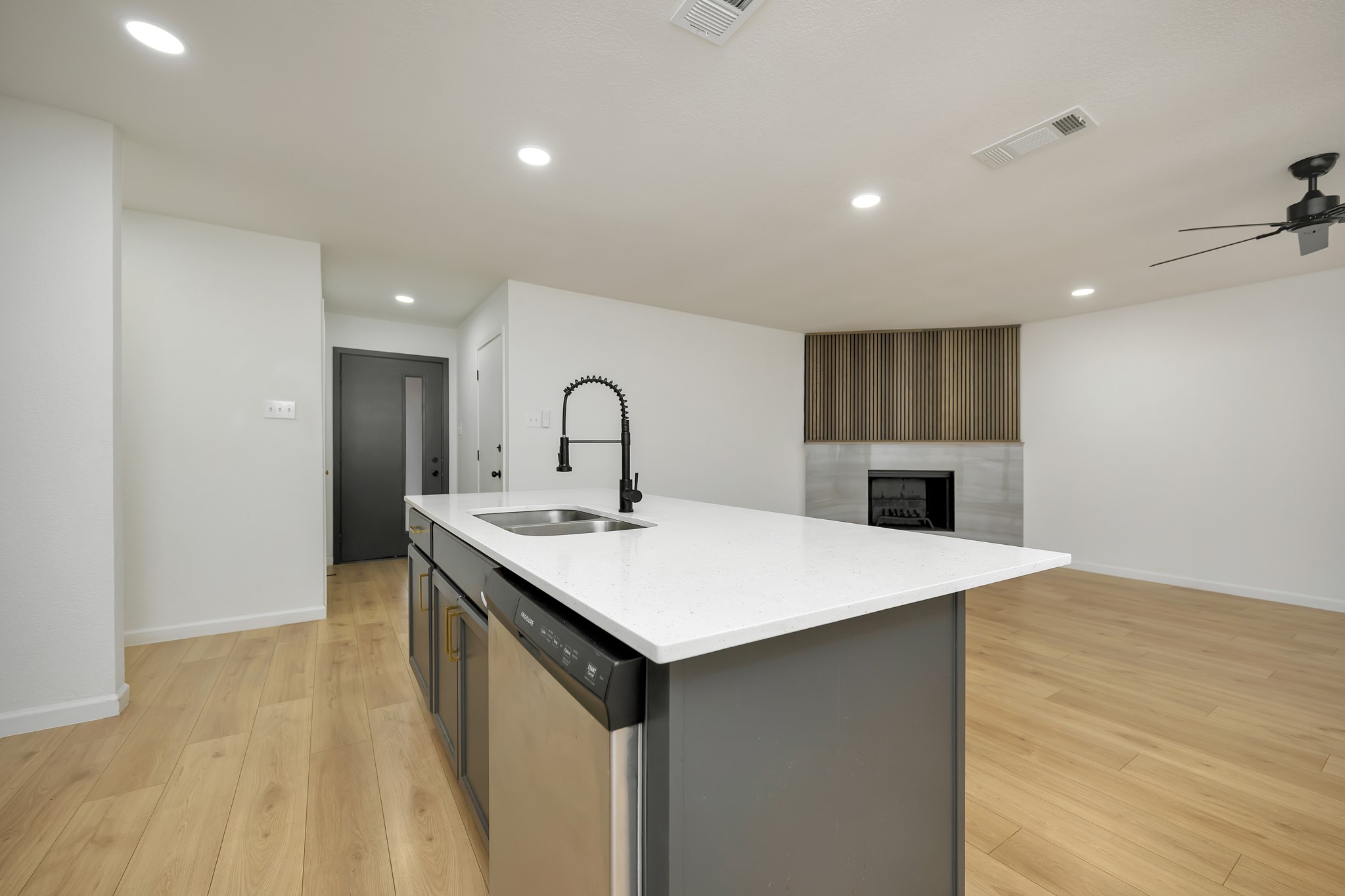 9415 Timberbluff Road Dallas TX 75249
