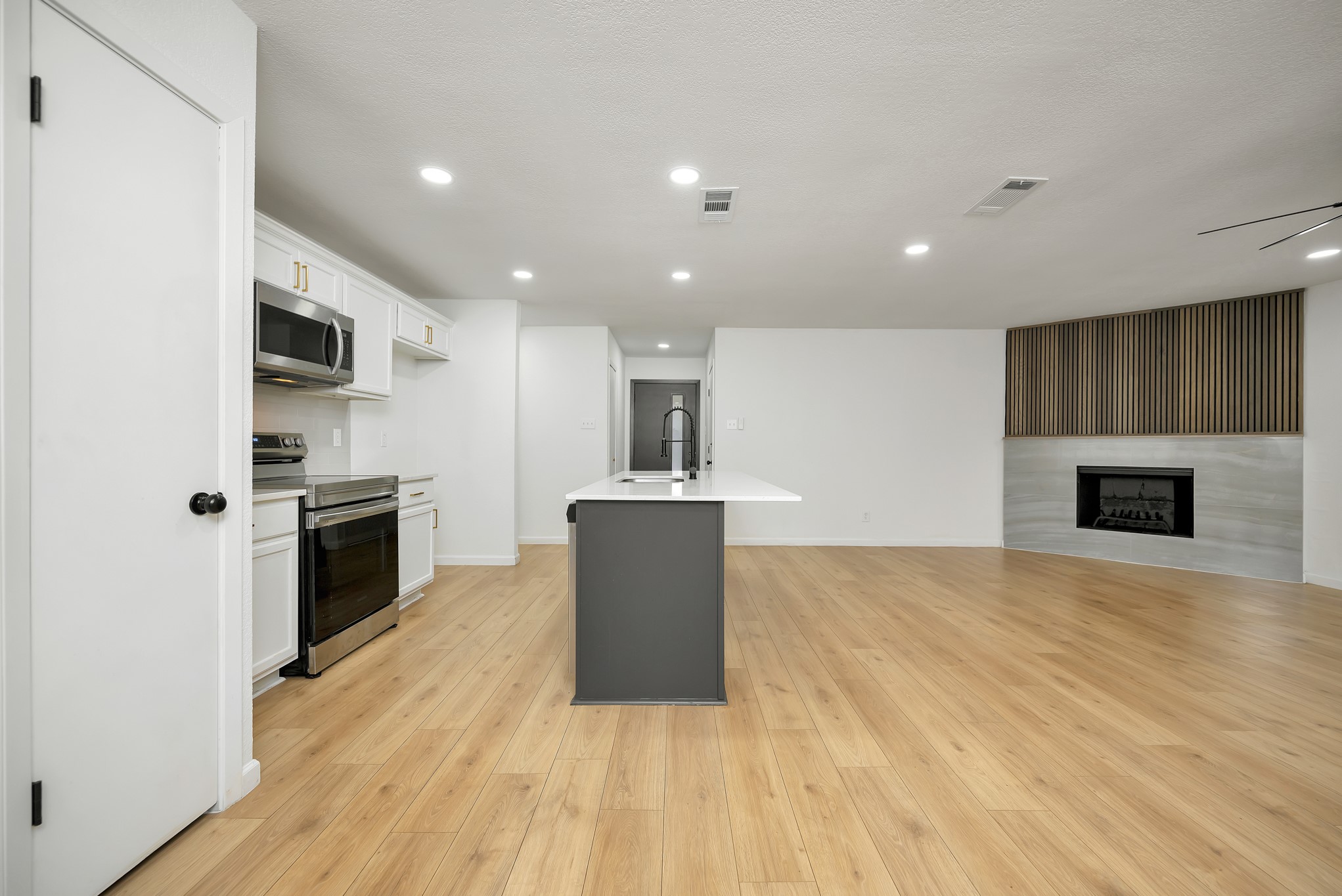 9415 Timberbluff Road Dallas TX 75249