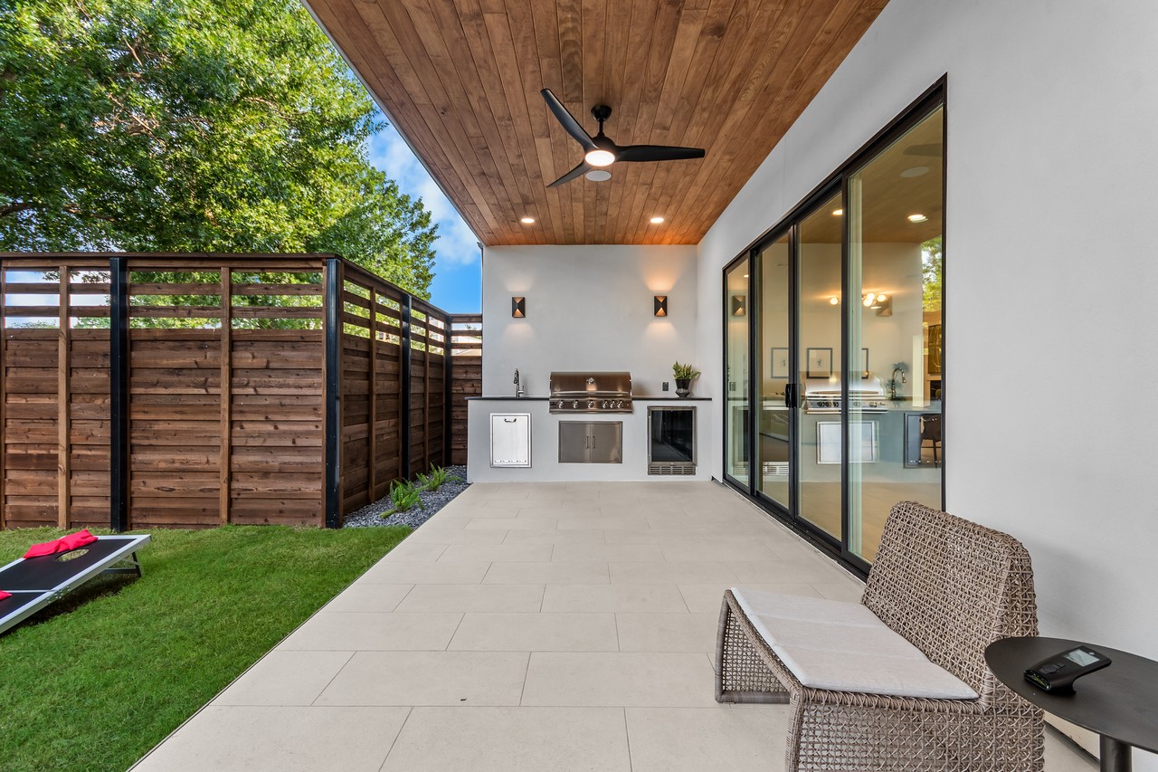 3337 Walchard Court Dallas TX 75229