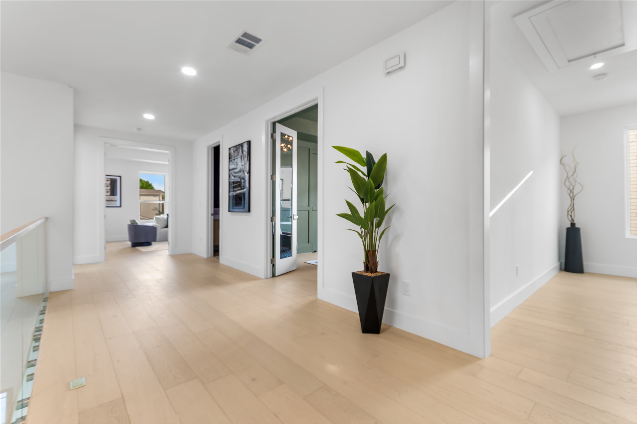 3337 Walchard Court Dallas TX 75229