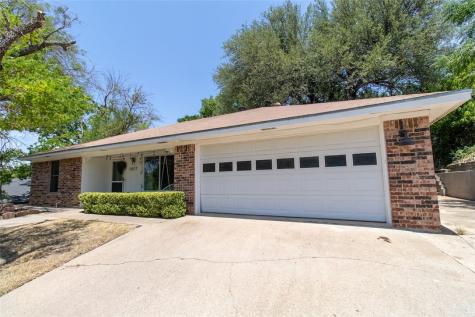 1017 Wedgewood Drive Woodway TX 76712