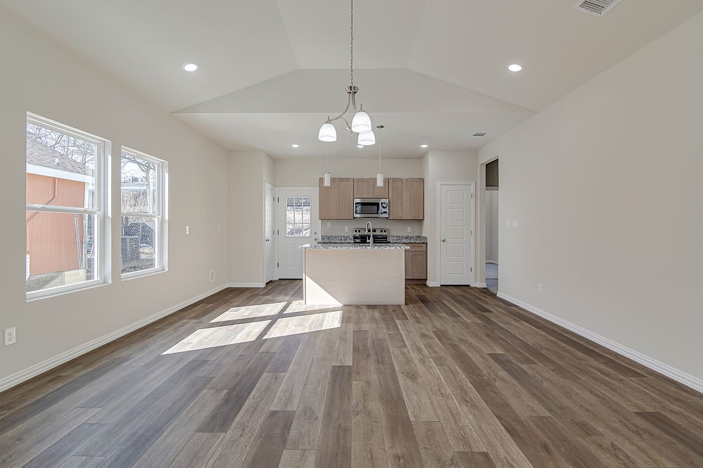 1402 Arizona Avenue Fort Worth TX 76104