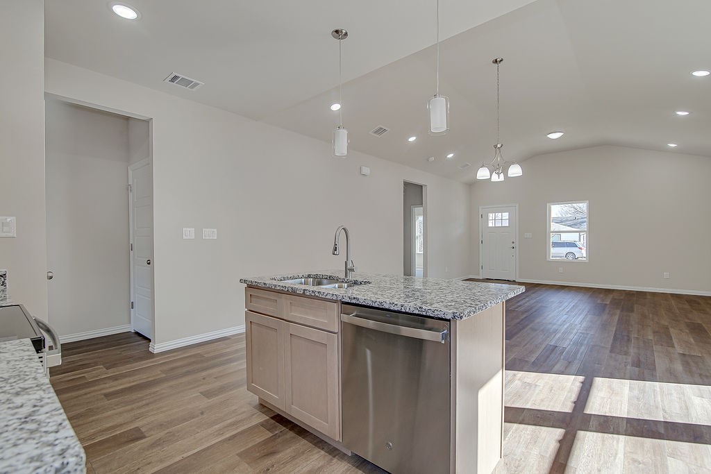 1402 Arizona Avenue Fort Worth TX 76104