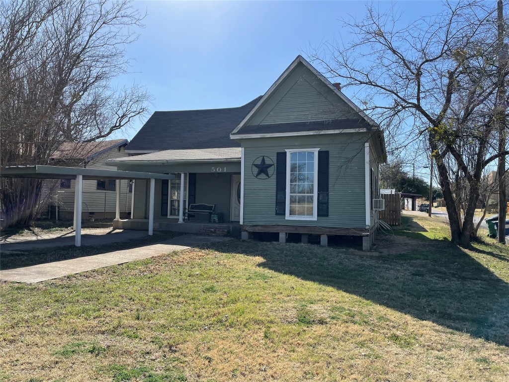 501 S Connellee Avenue Eastland TX 76448