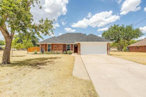 1105 Crockett Drive Burleson TX 76028