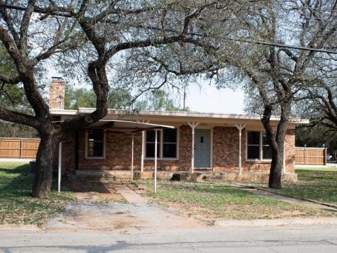 1414 Phillips Drive Brownwood TX 76801