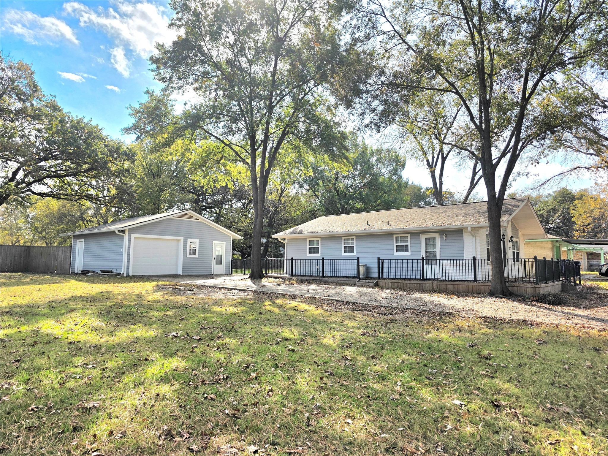 131 Ocean Drive Gun Barrel City TX 75156