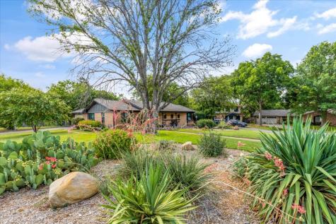 4201 Shipley Court Benbrook TX 76116