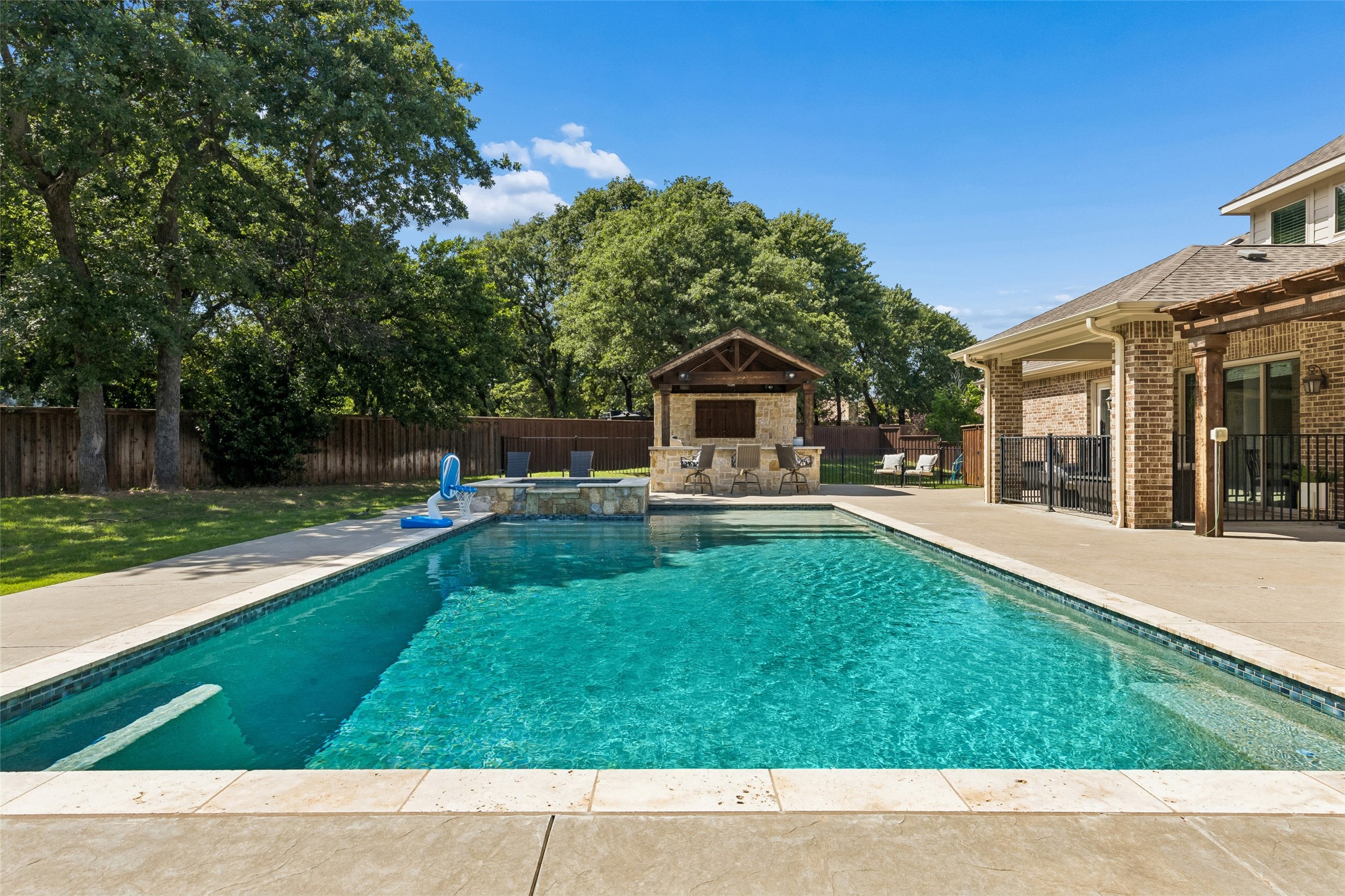 6804 Brahms Colleyville TX 76034