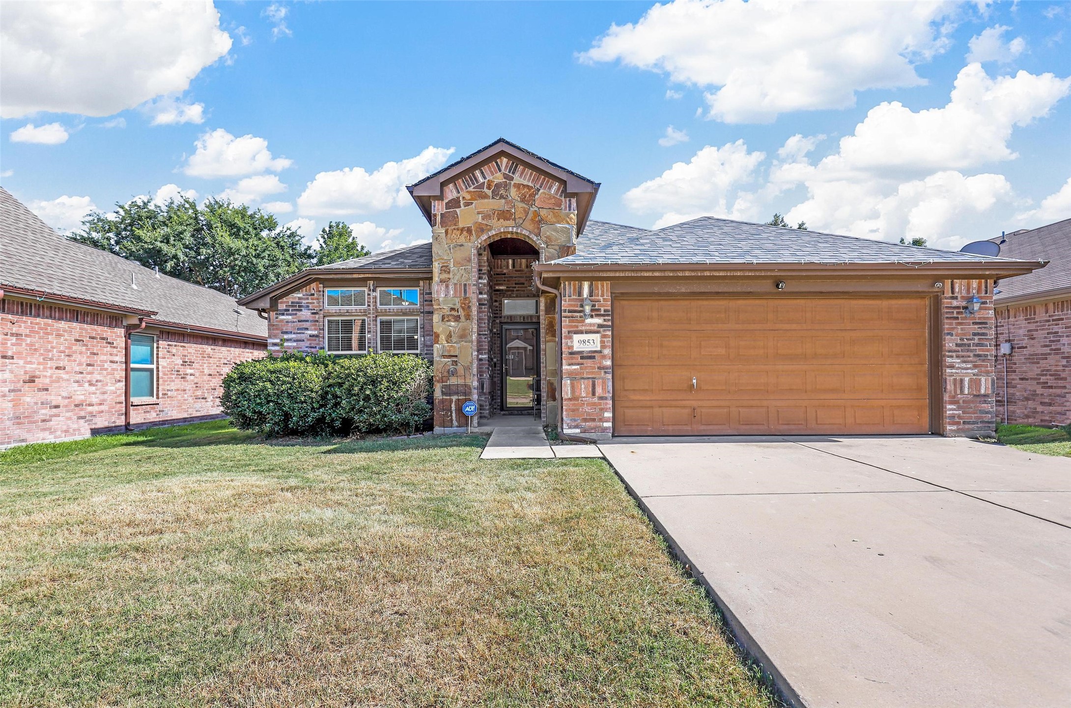 9853 Sparrow Hawk Lane Fort Worth TX 76108