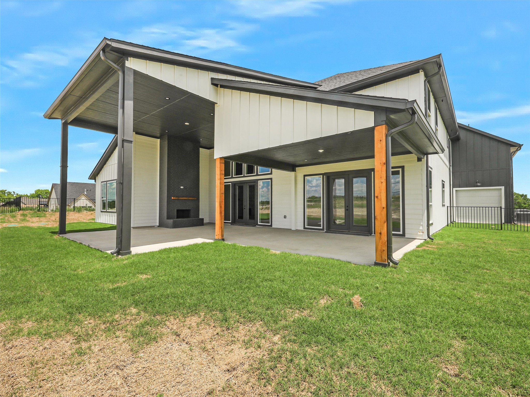 308 Ryker Lane Gunter TX 75058