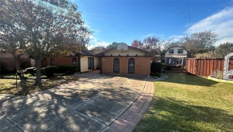 713 Colgate Court Garland TX 75042