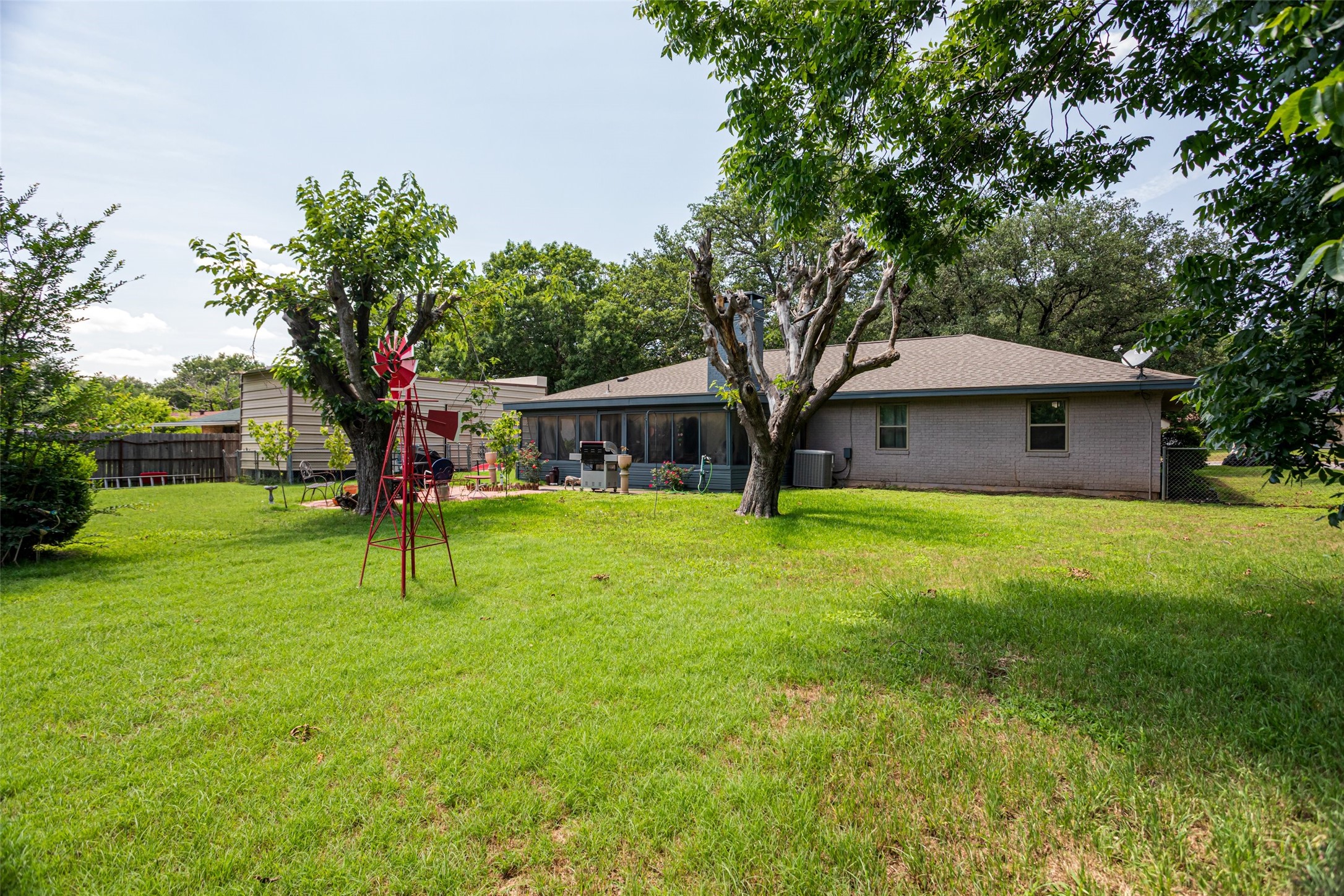 1229 Surry Place Drive Cleburne TX 76033