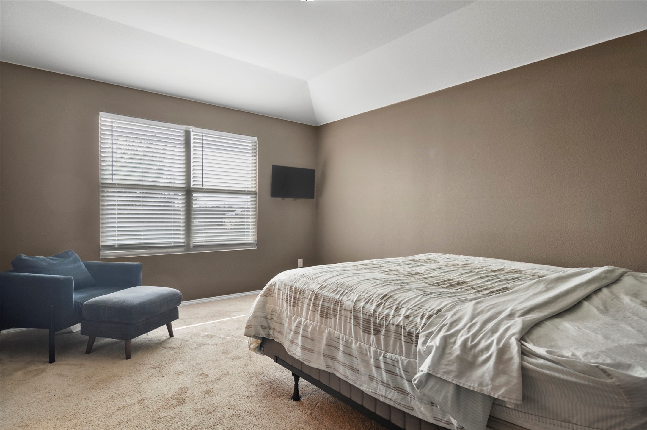 1930 Castaway Drive Dallas TX 75051