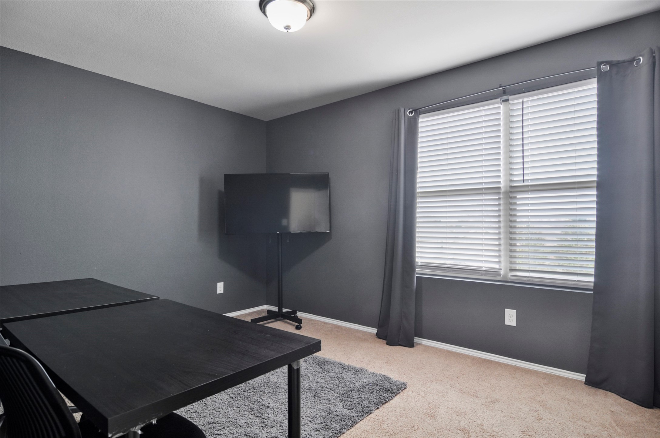1930 Castaway Drive Dallas TX 75051