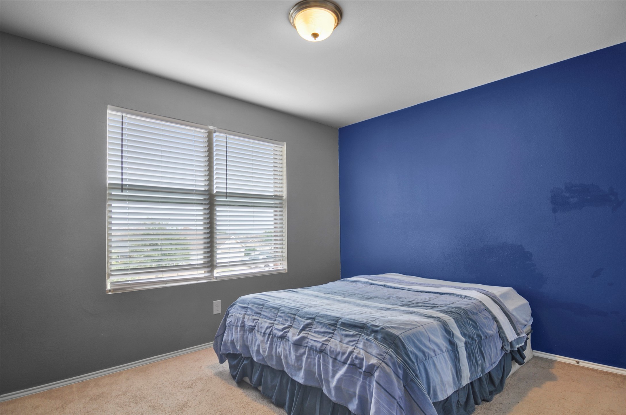1930 Castaway Drive Dallas TX 75051