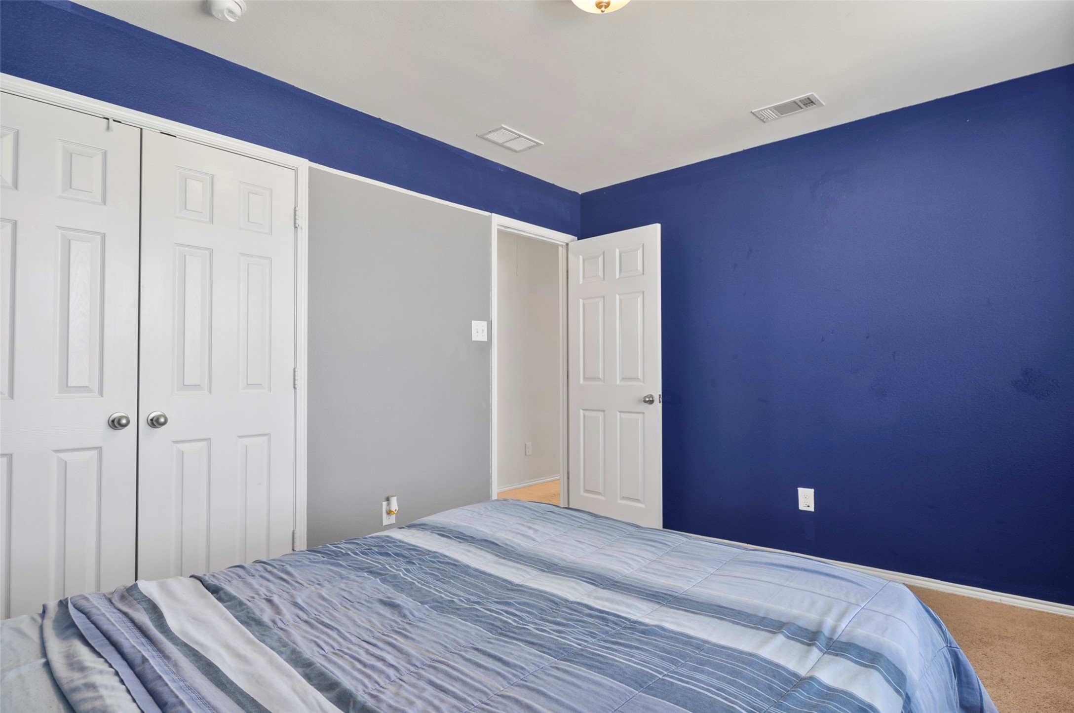 1930 Castaway Drive Dallas TX 75051