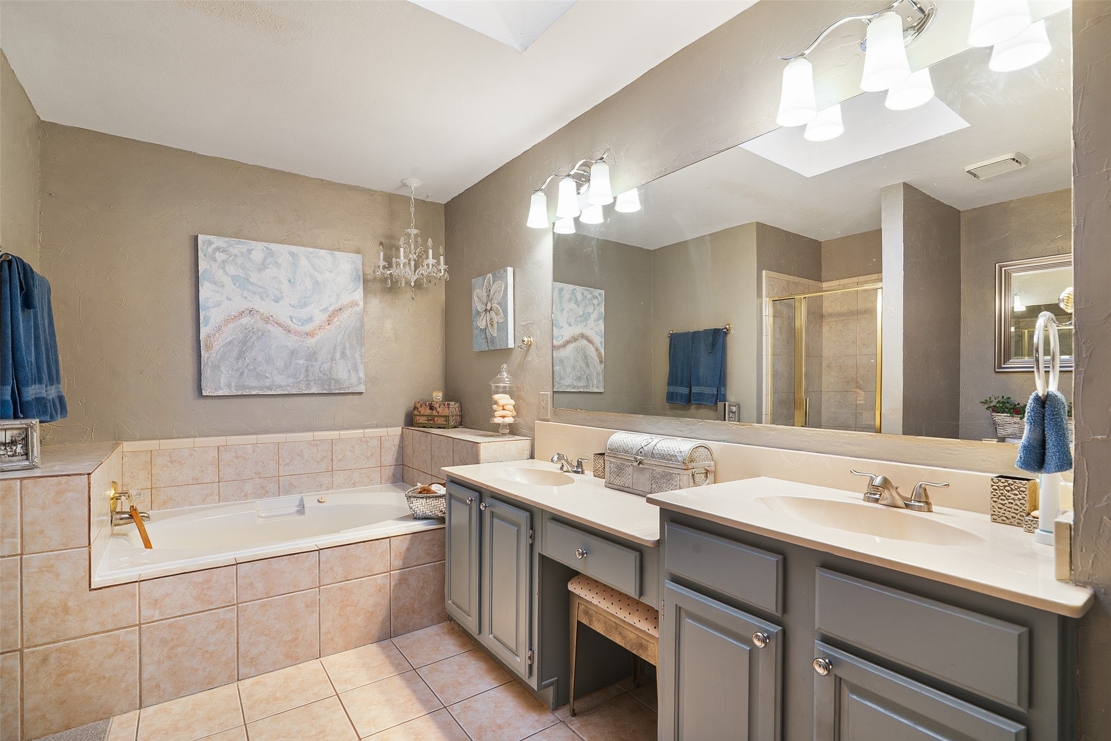 409 Red River Trail Irving TX 75063