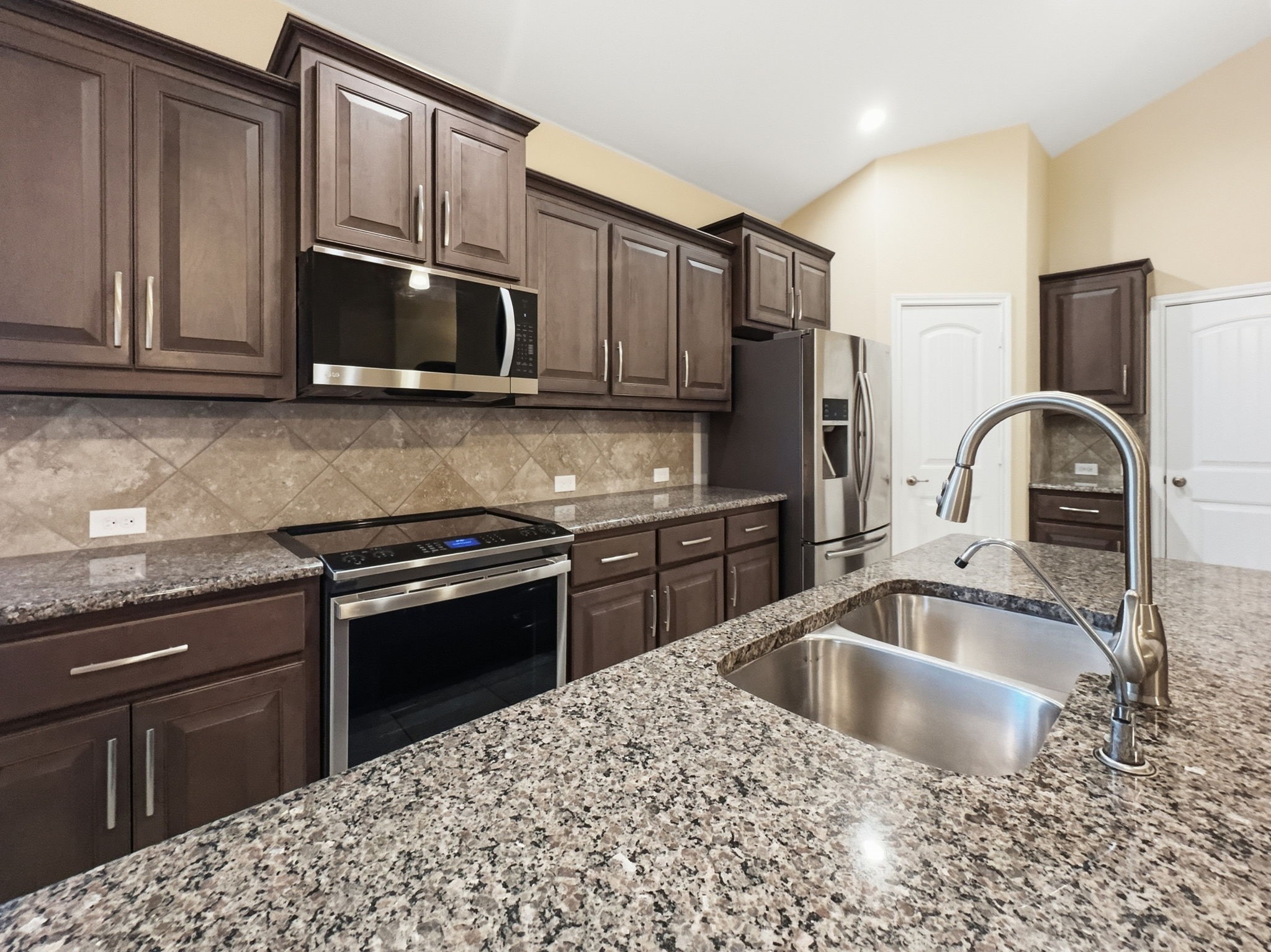 11213 Dorado Vista Trail Fort Worth TX 76052