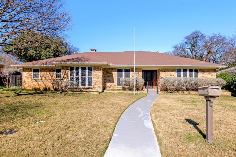 2601 High Oak Drive Arlington TX 76012