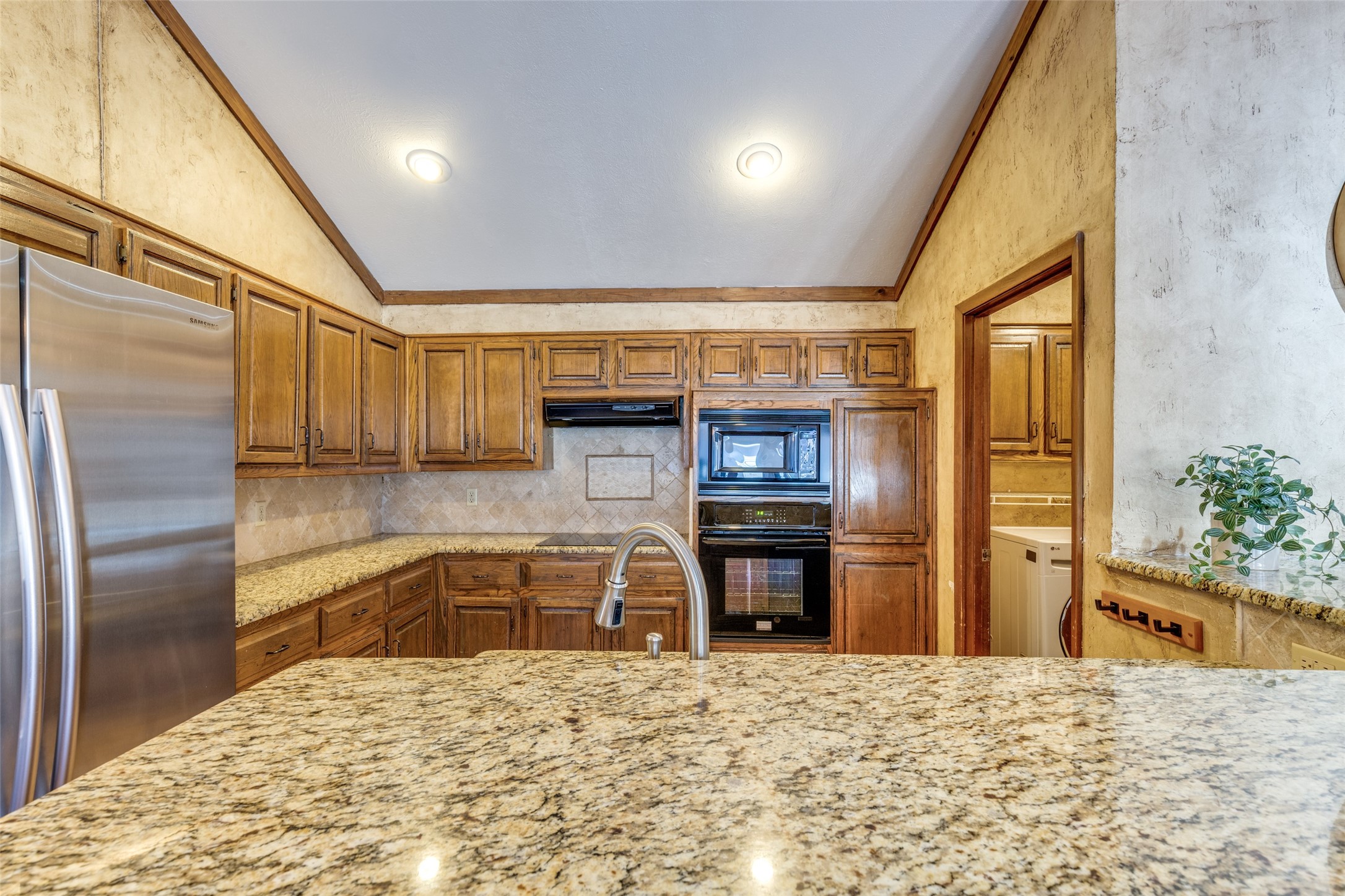 6515 Wrenwood Drive Dallas TX 75252