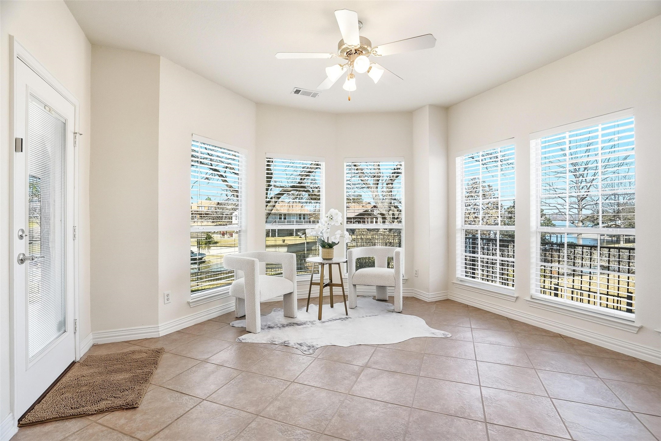 1825 Spinnaker Lane Azle TX 76020