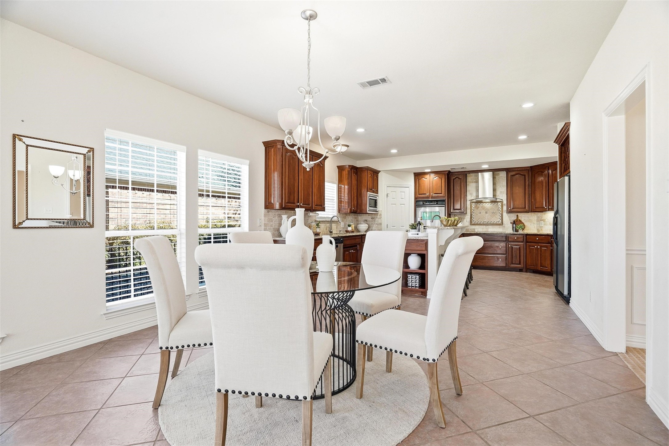 1825 Spinnaker Lane Azle TX 76020