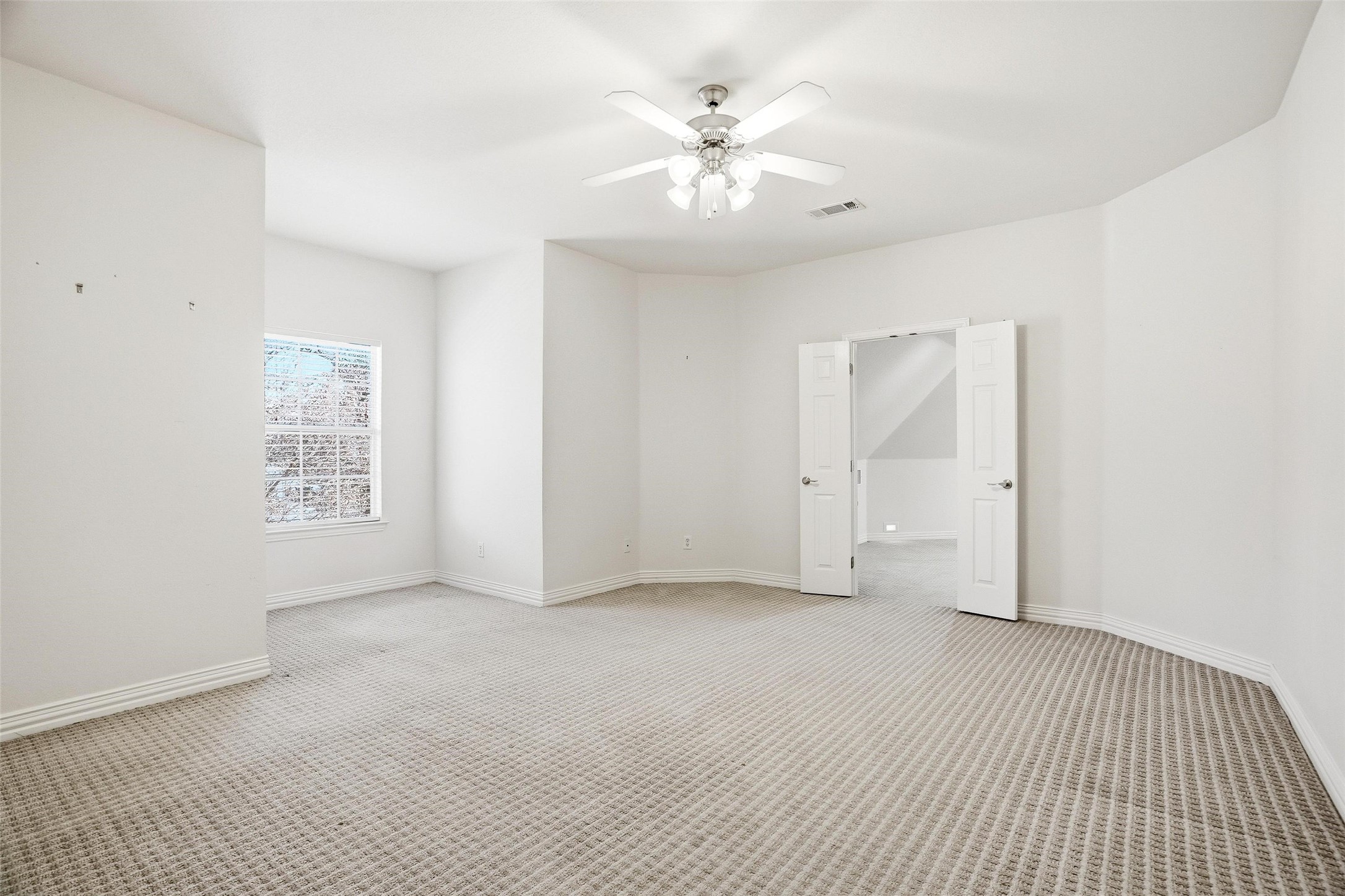 1825 Spinnaker Lane Azle TX 76020