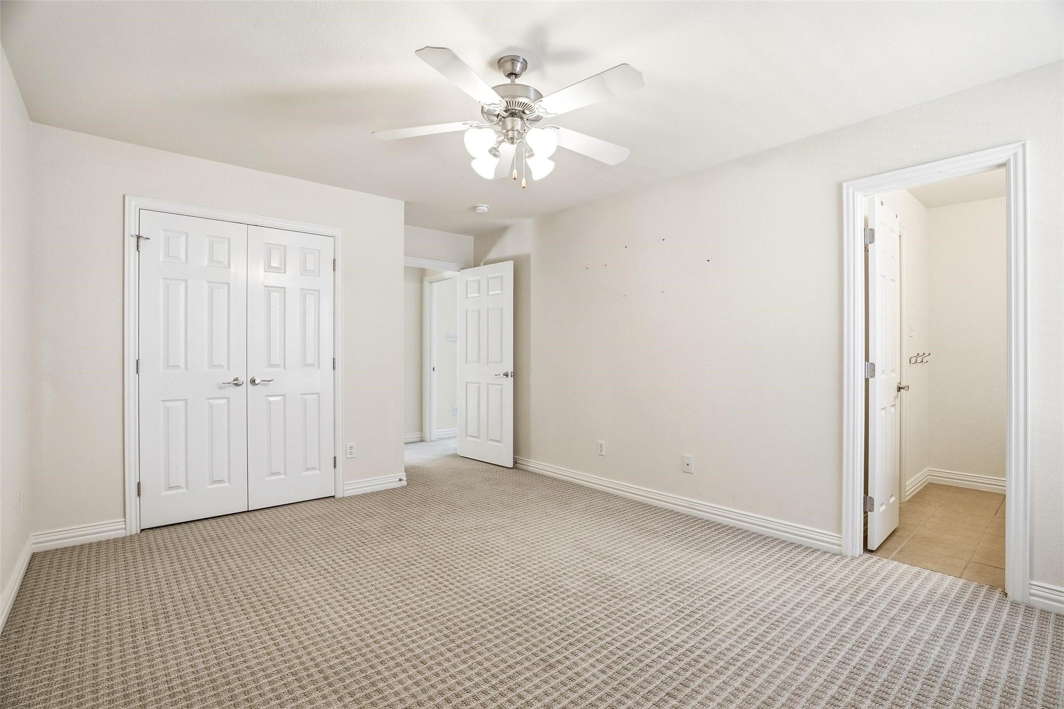 1825 Spinnaker Lane Azle TX 76020