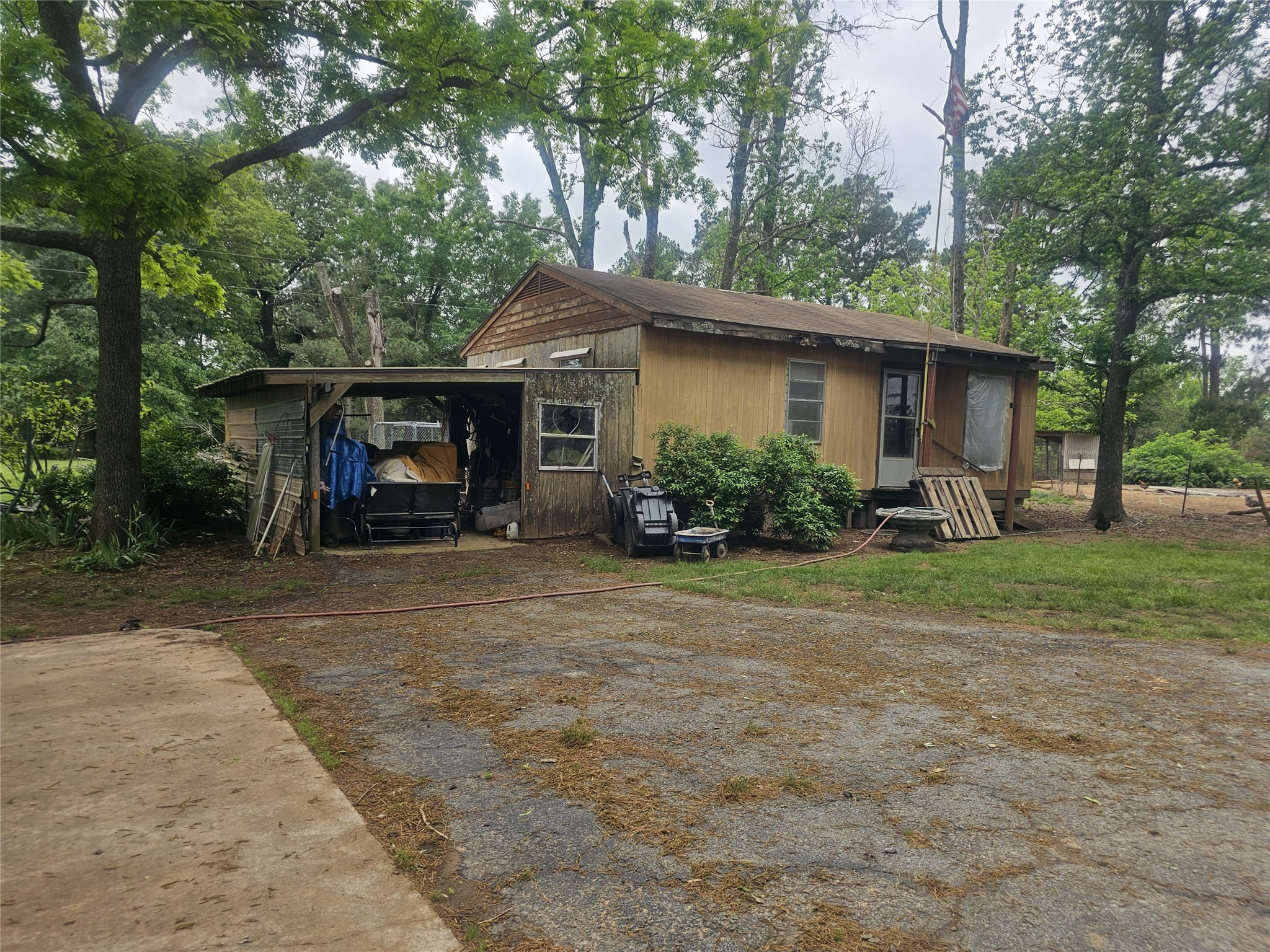 1350 County Road 45400 Paris TX 75462