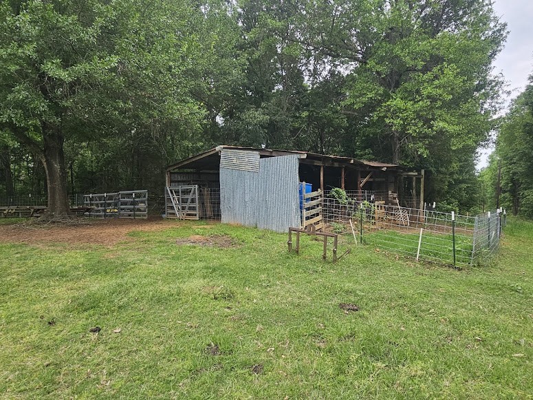 1350 County Road 45400 Paris TX 75462