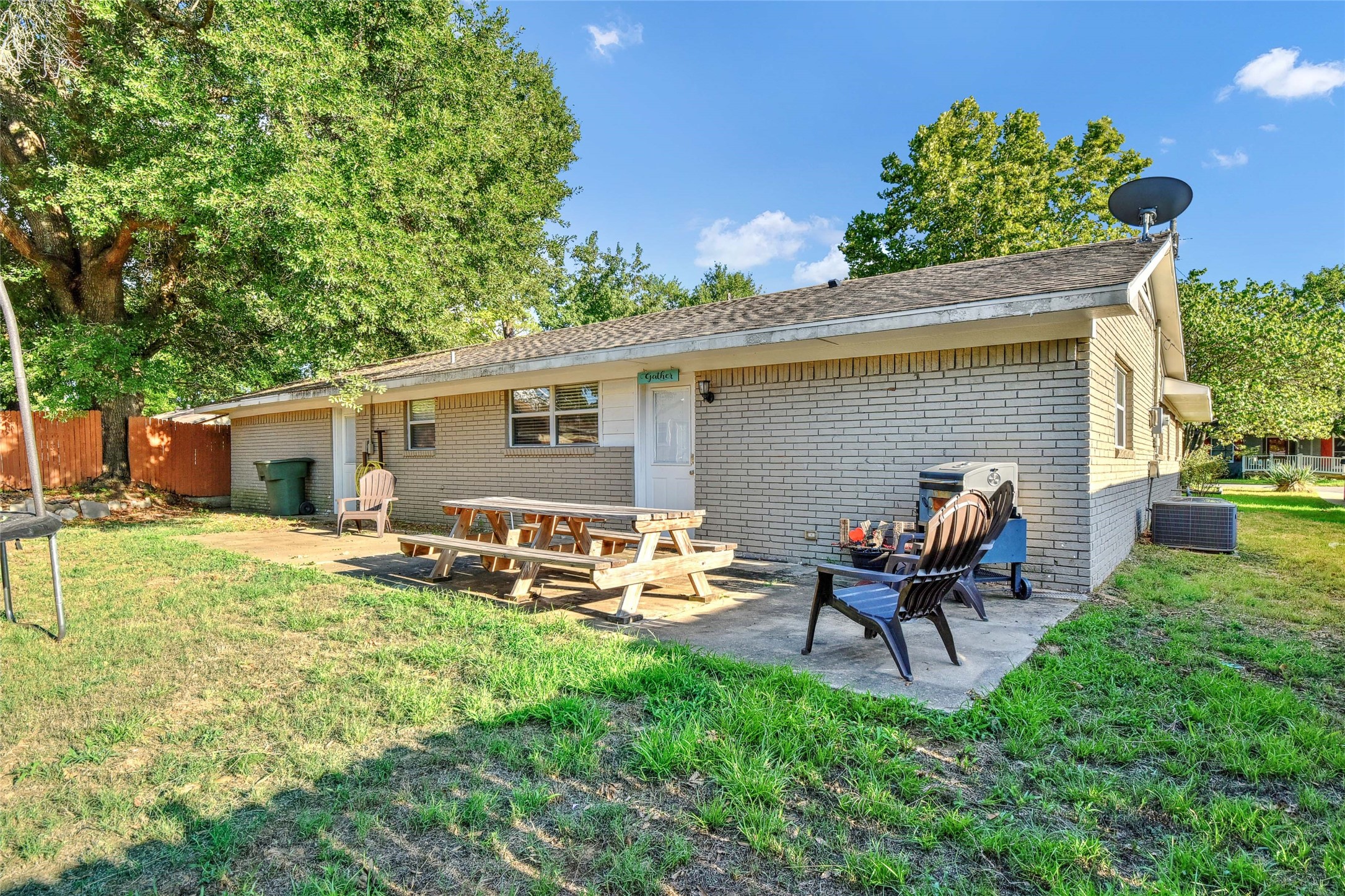 2513 Sunset Street Denison TX 75020