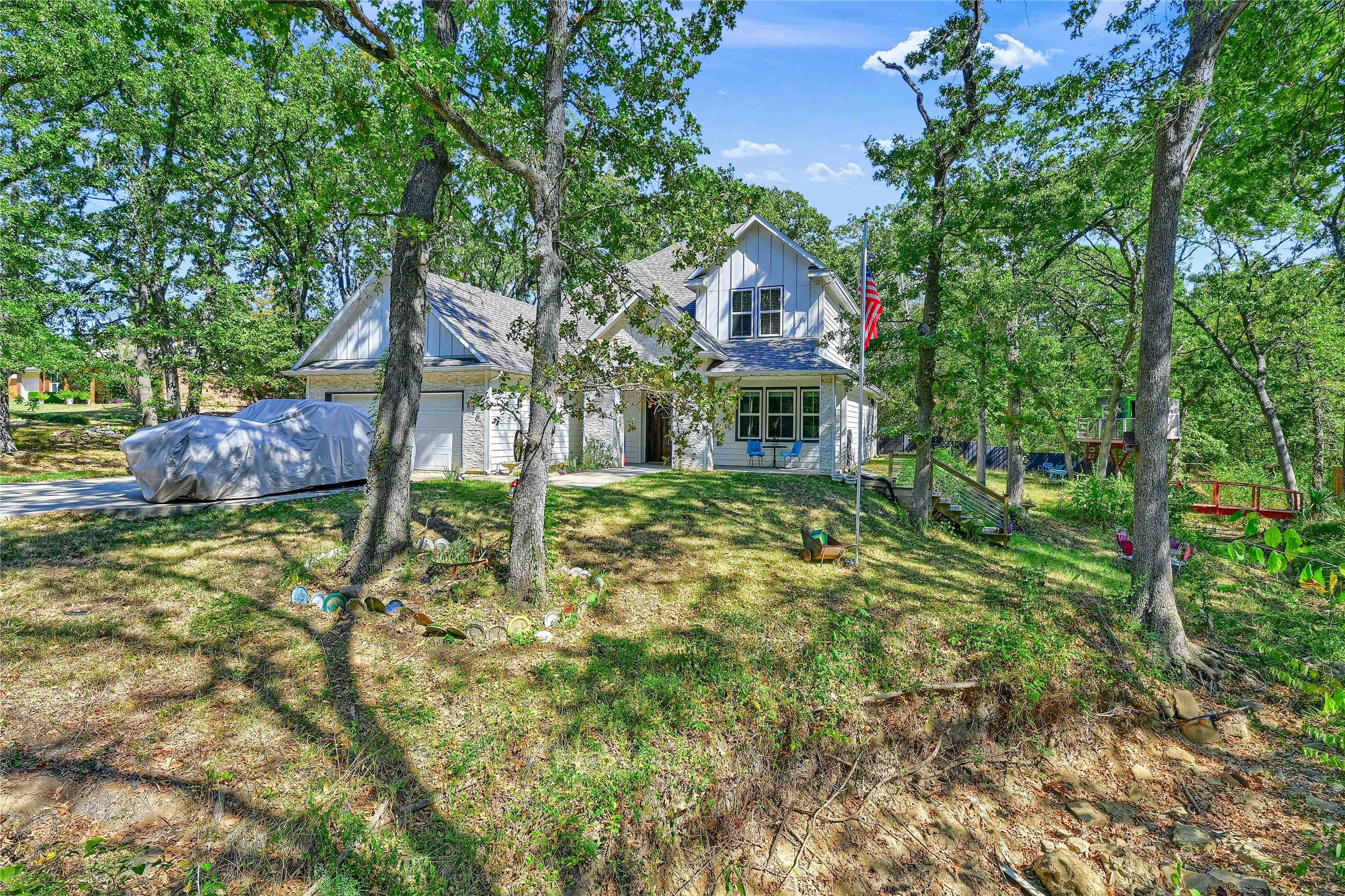610 Deleon Street Denison TX 75020