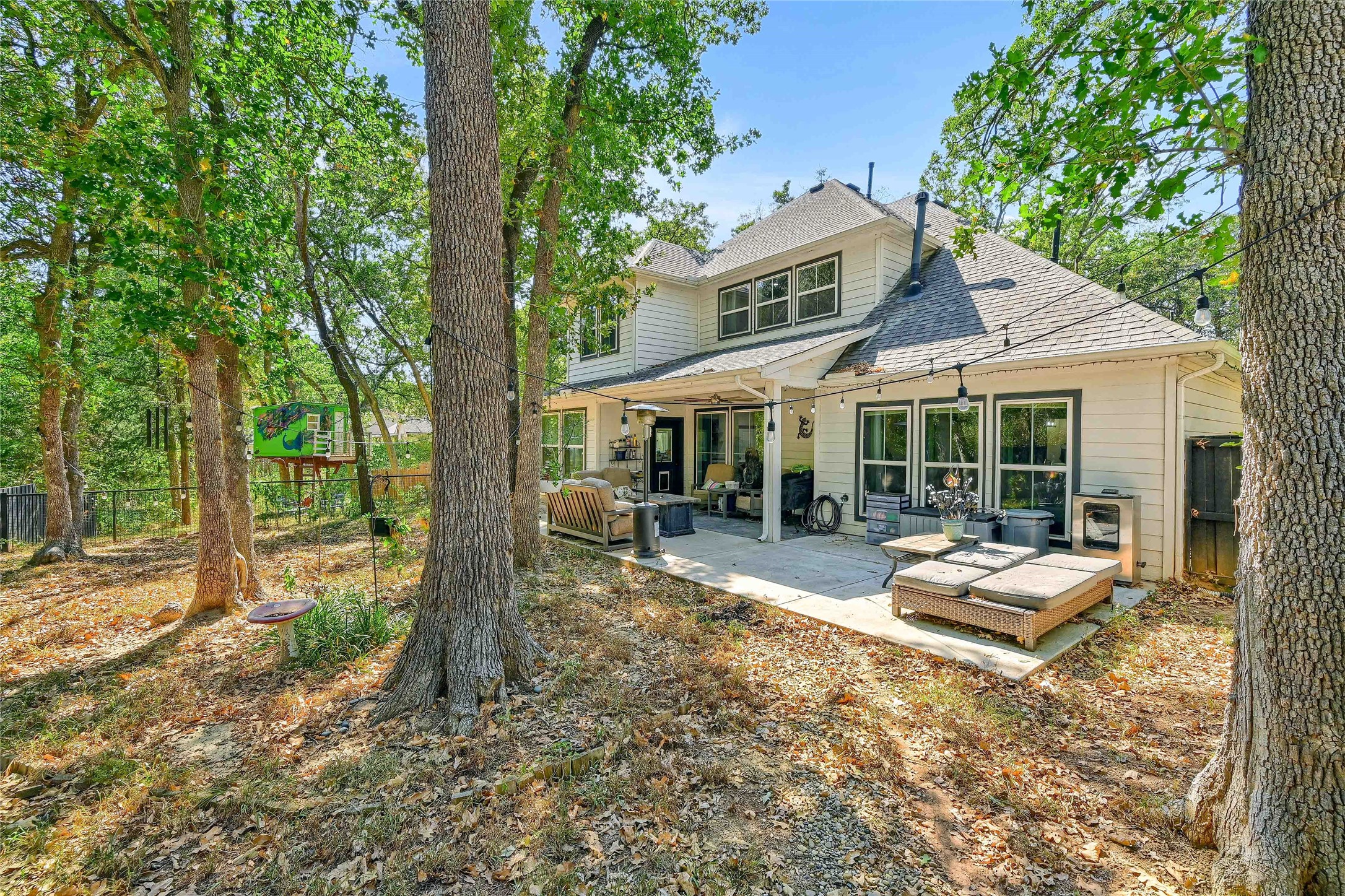 610 Deleon Street Denison TX 75020
