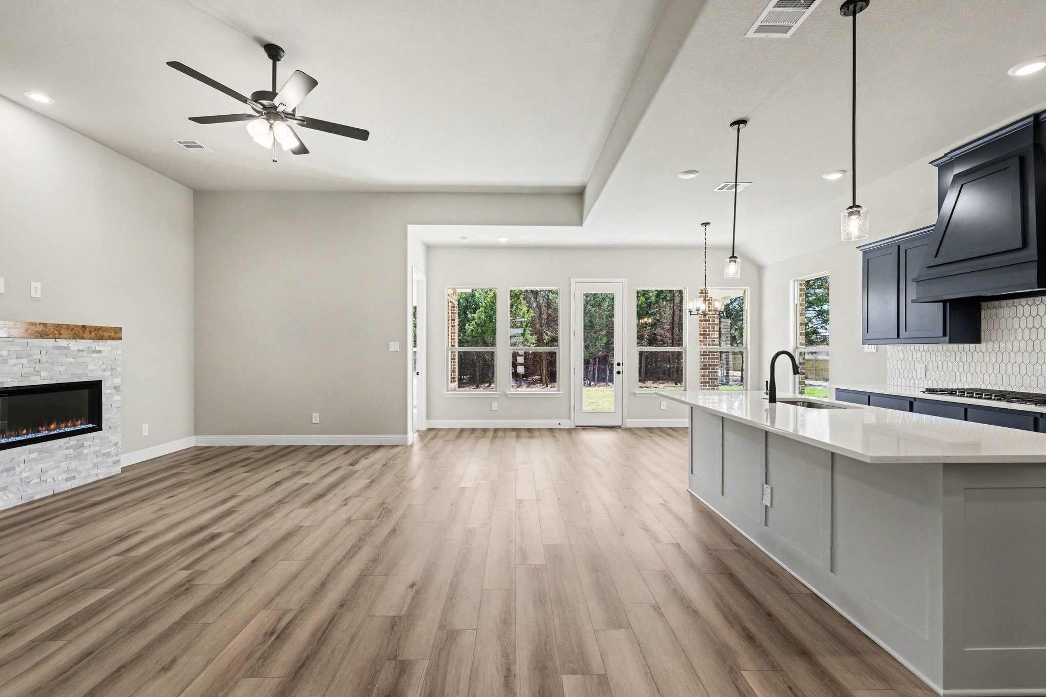 7020 Southrock Drive Midlothian TX 76065
