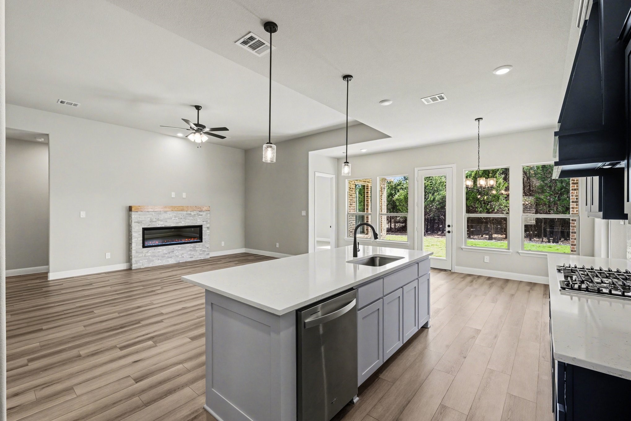 7020 Southrock Drive Midlothian TX 76065