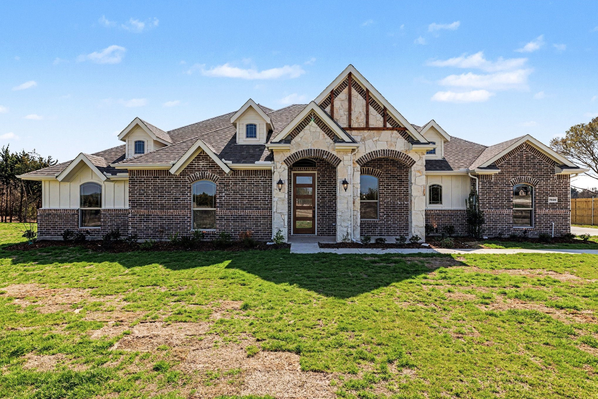 7020 Southrock Drive Midlothian TX 76065