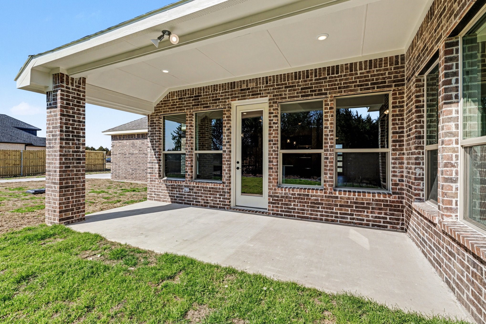 7020 Southrock Drive Midlothian TX 76065