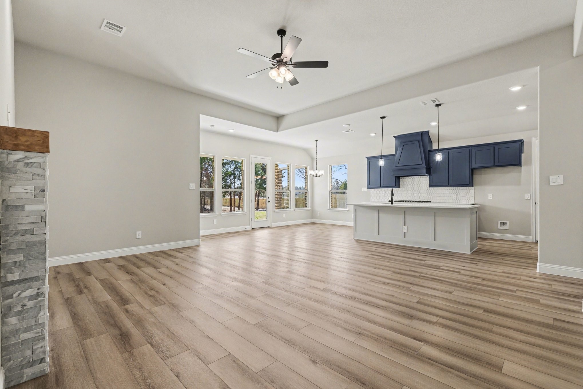 7020 Southrock Drive Midlothian TX 76065