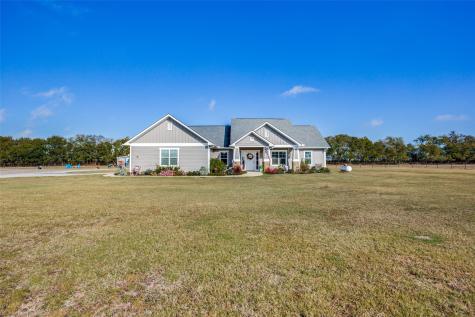 375 County Road 4700 Trenton TX 75490
