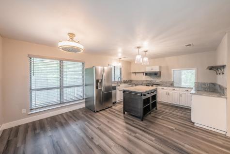 1724 Prestonwood Drive Arlington TX 76012