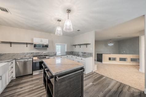 1724 Prestonwood Drive Arlington TX 76012