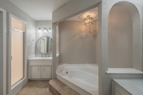 1724 Prestonwood Drive Arlington TX 76012