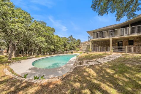 1724 Prestonwood Drive Arlington TX 76012