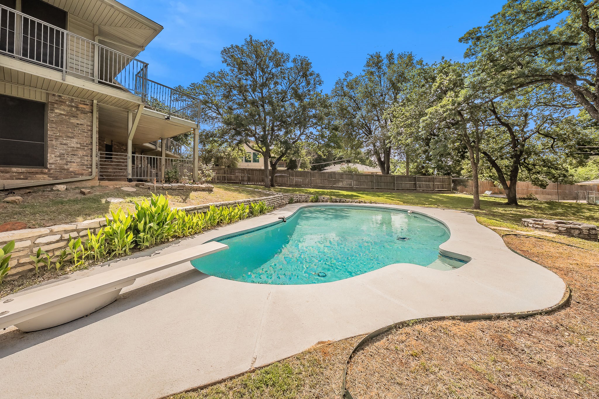 1724 Prestonwood Drive Arlington TX 76012