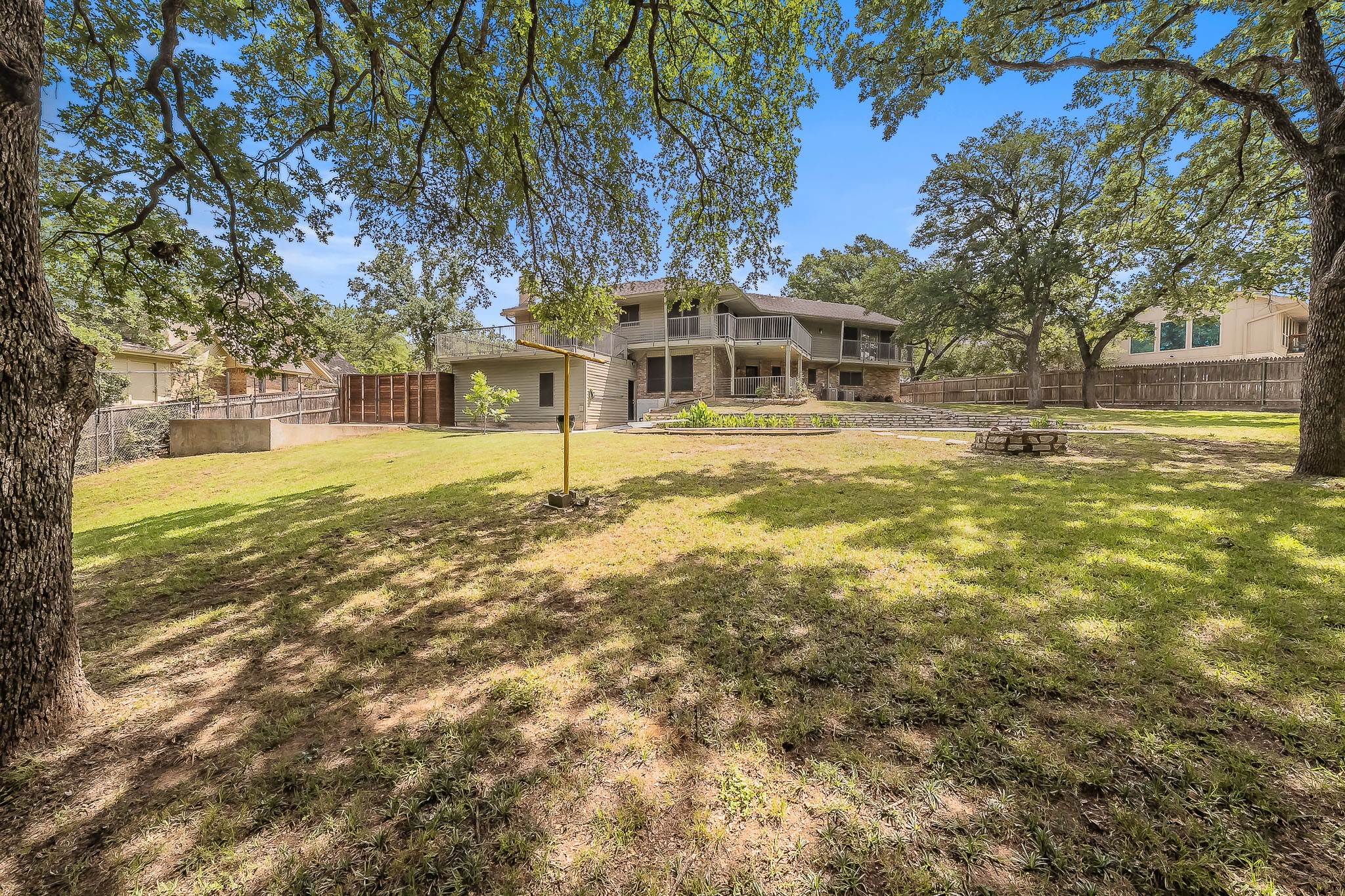 1724 Prestonwood Drive Arlington TX 76012