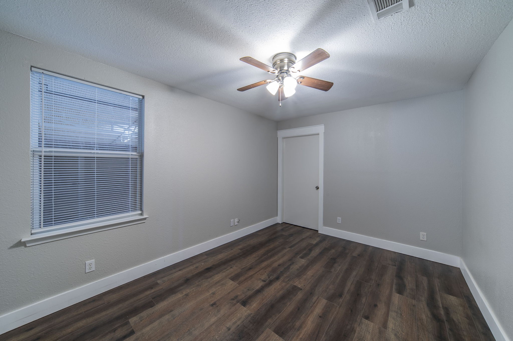 127 County Road 3051 Decatur TX 76234