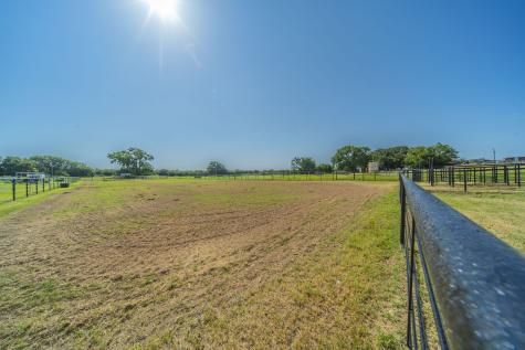127 County Road 3051 Decatur TX 76234