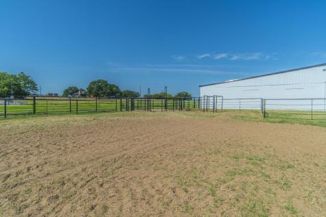 127 County Road 3051 Decatur TX 76234